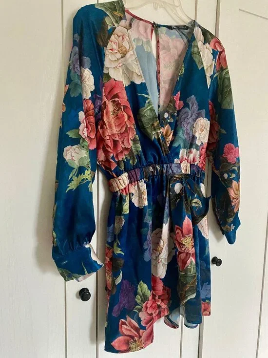 Zara Blue Floral Puff Sleeve Romper Sz S - Picture 4 of 6